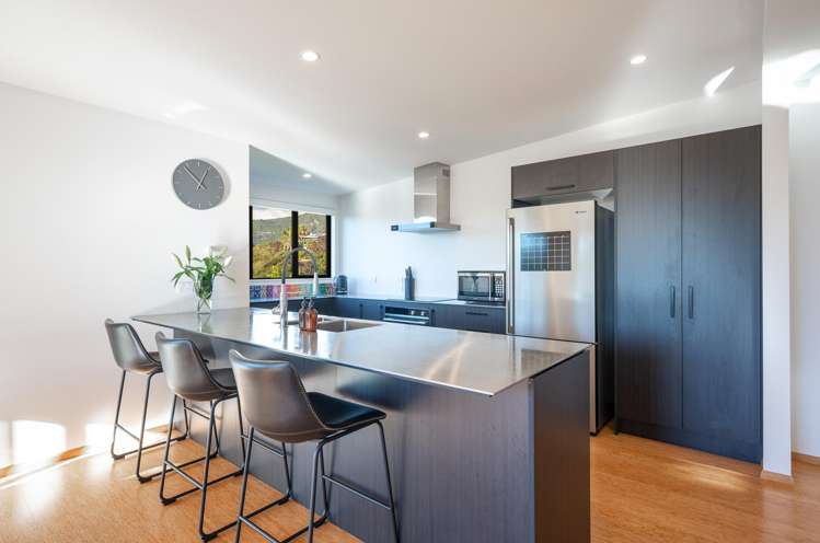 8 Calamaras Street_5