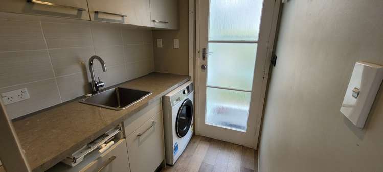 1/179 Victoria Road Devonport_8