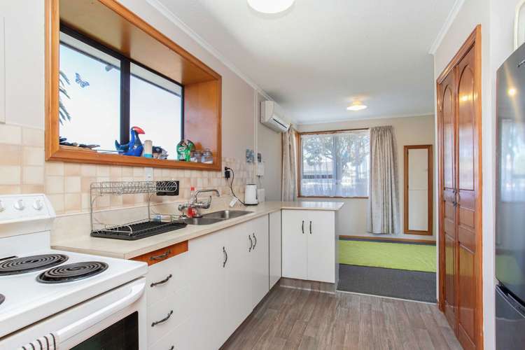 1/2 Takapu Place Bromley_4