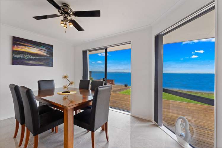 30A Crispe Road Clarks Beach_9