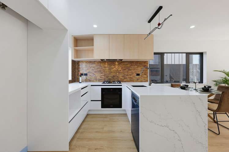 Lot 1&2/82 Botany Road Botany Downs_5