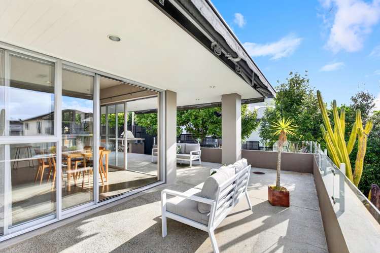 5 Matau Rise Te Atatu Peninsula_34