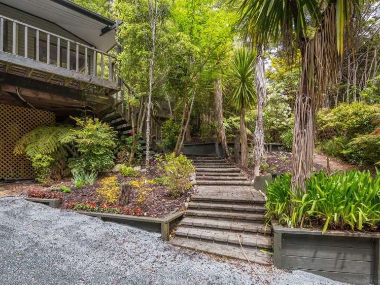 7c Tiniroa Grove Silverstream_25