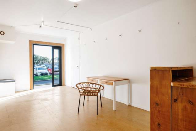 2/126 The Strand Whakatane_1