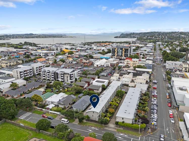 1/76 Galway Street Onehunga_15