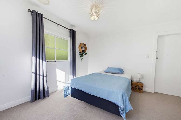 73 Oranga Street Westown_10