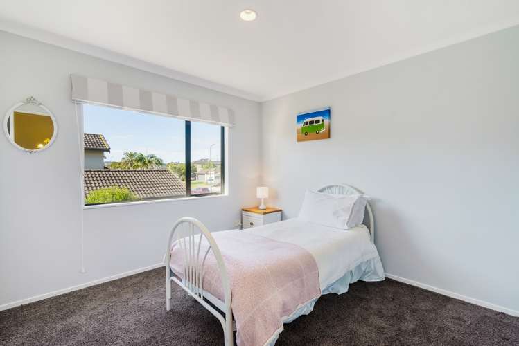 15 Pine Harbour Parade Beachlands_16