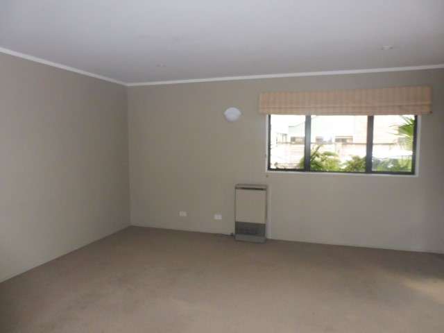 396C River Road 10458_3