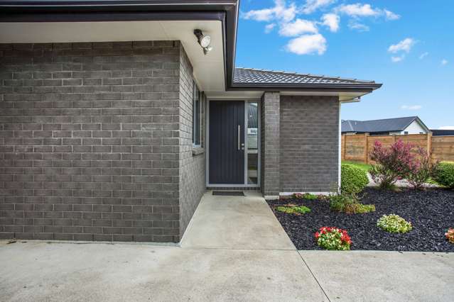 8 Okoreka Road Glenbrook Beach_2