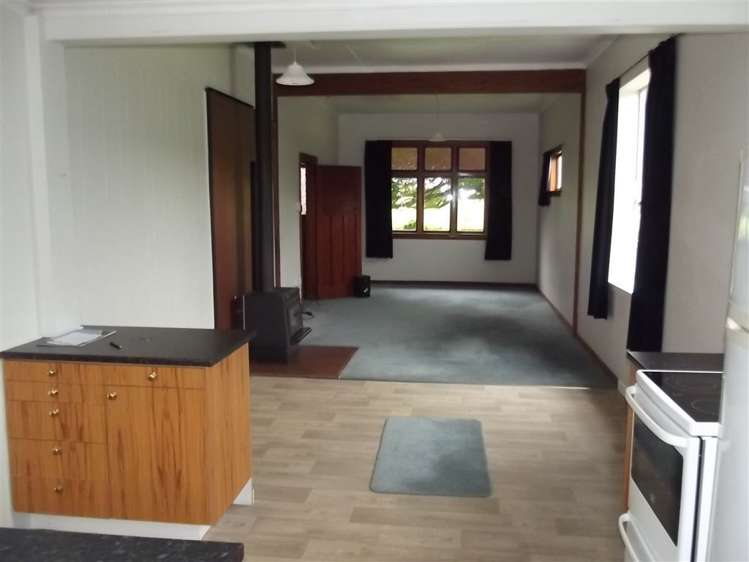 9 Hannifins Road Waimate_8