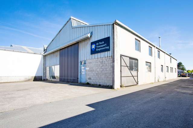 Central Industrial Building For Lease