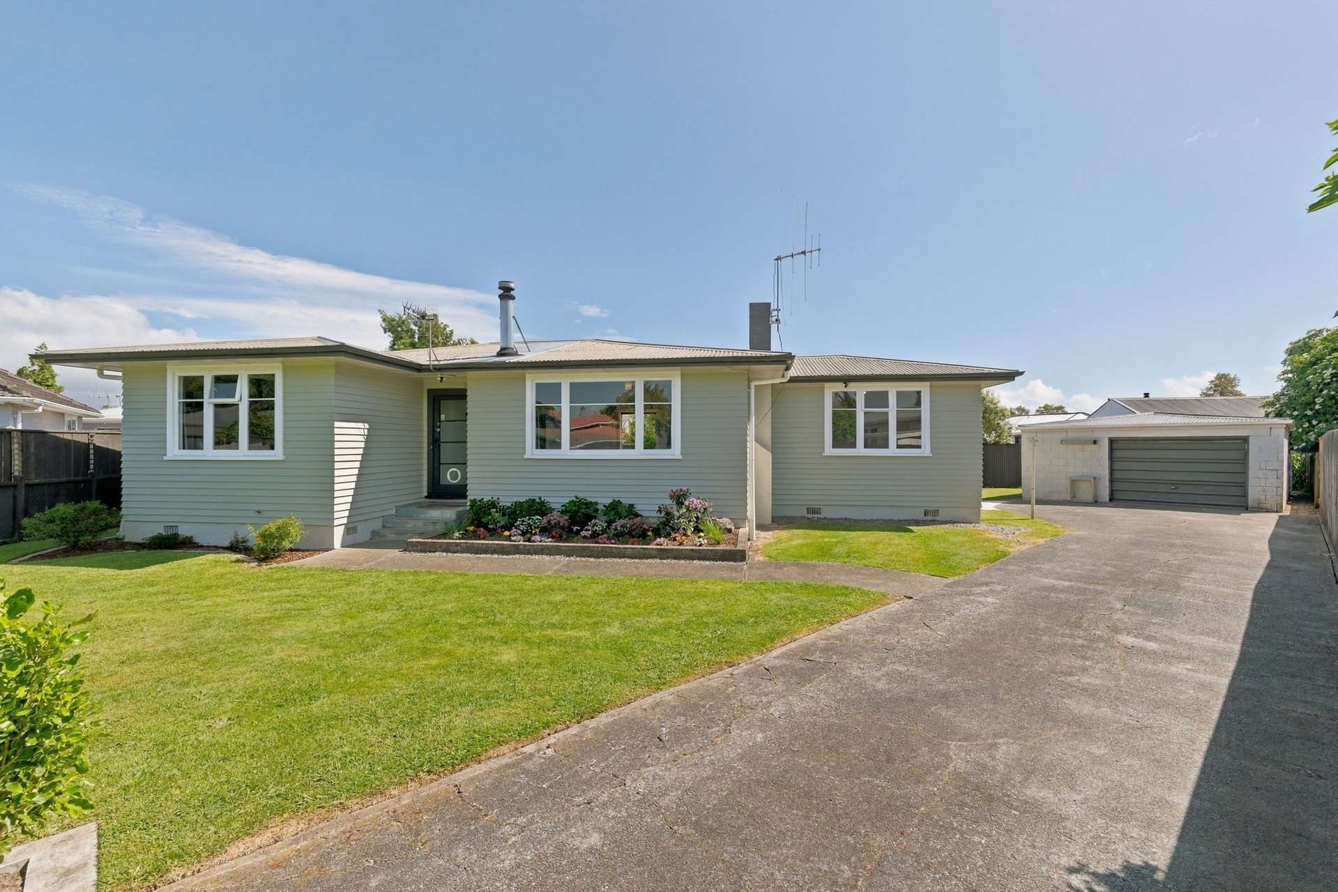10 Lewis Place Highbury_0