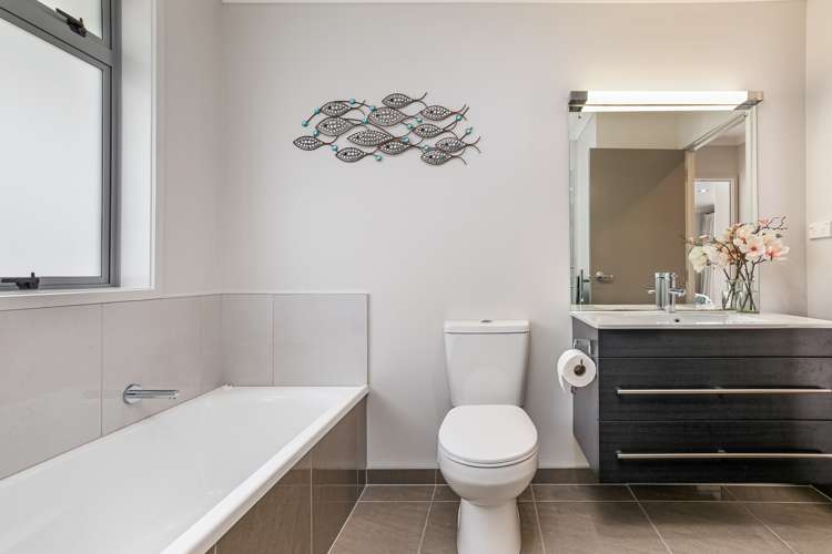 29 Beachwood Drive Hatfields Beach_20