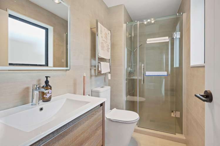 102 Thomas Road Flat Bush_12