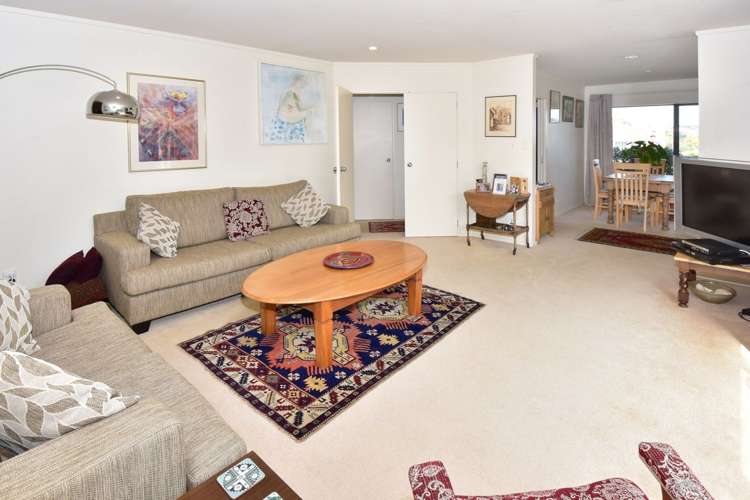 73 Kath Hopper Drive Orewa_24