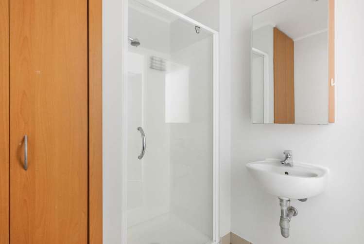 3j/189 Hobson Street Auckland Central_11