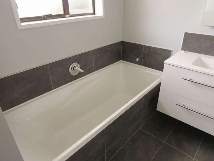 745 Upper Sefton Road Sefton_14