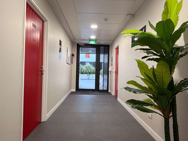 307/22 Library Lane_0