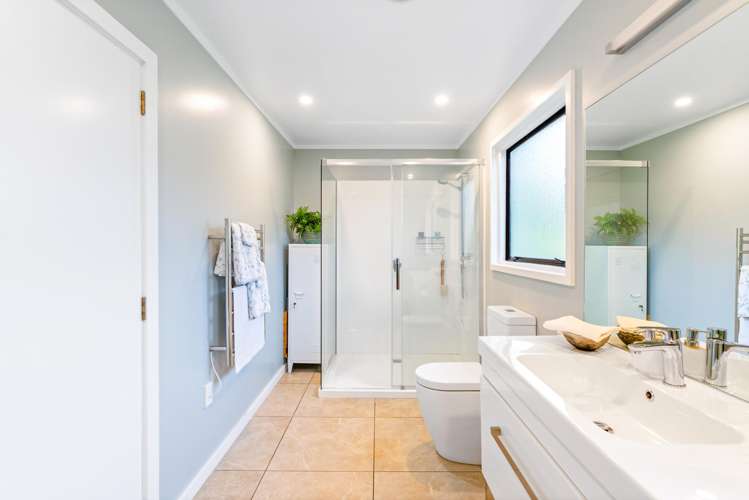 48 Spyglass Lane Whitby_16