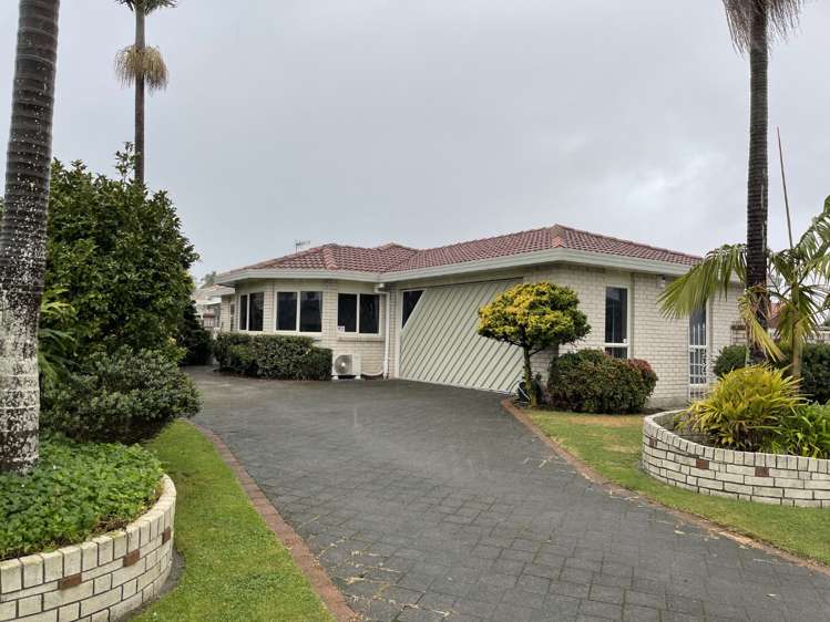 15 Monterey Key_0