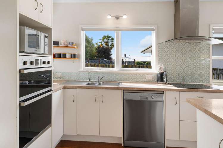 50 Eighty Eight Valley Road Wakefield_5