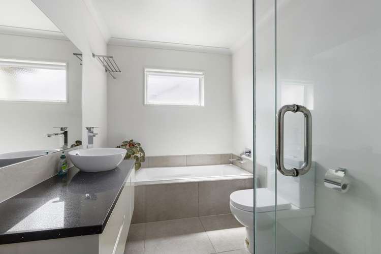 8 Polestar Lane Whitby_16