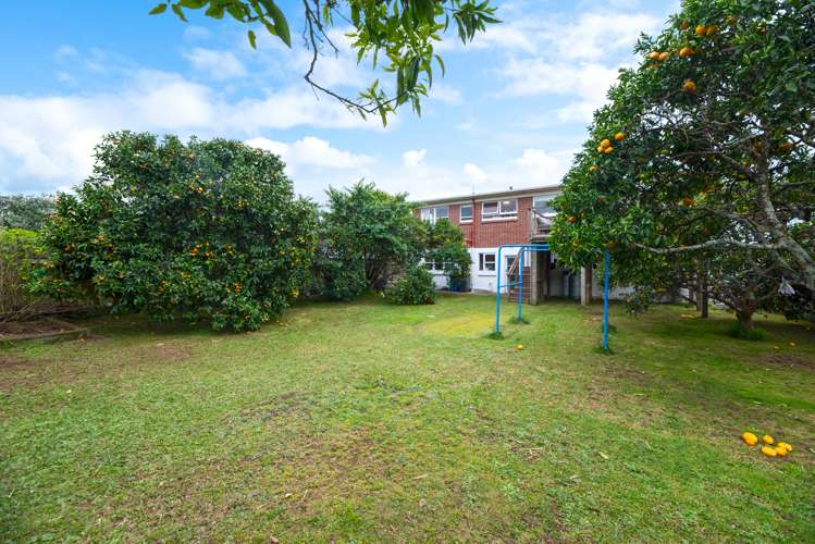 14 Montmere Avenue Te Atatu Peninsula_9