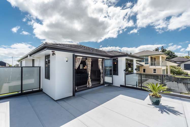 35 Heathfield Avenue Huntington_12