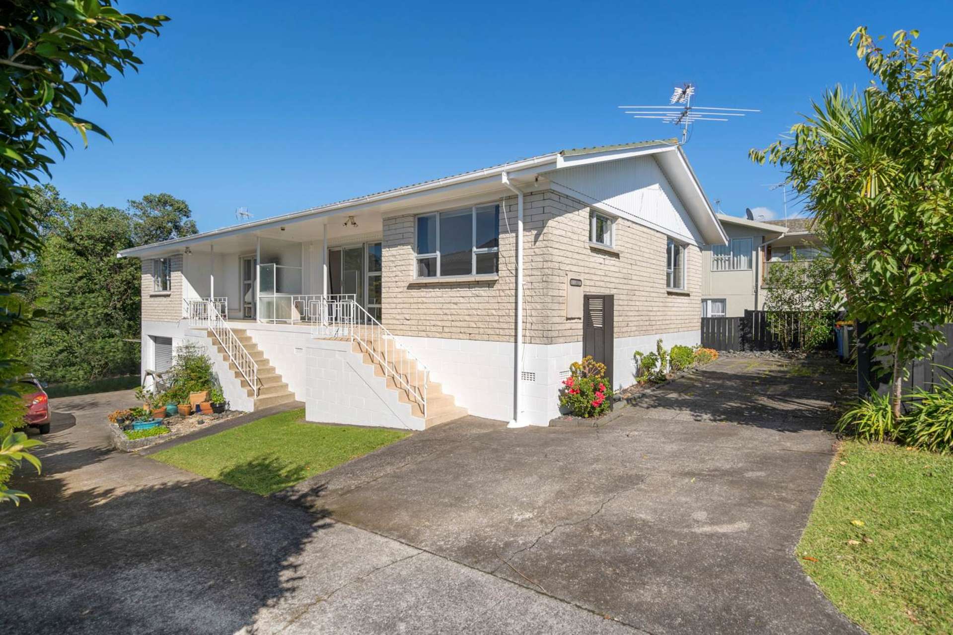 1/23 Taitua Drive Te Atatu South_0