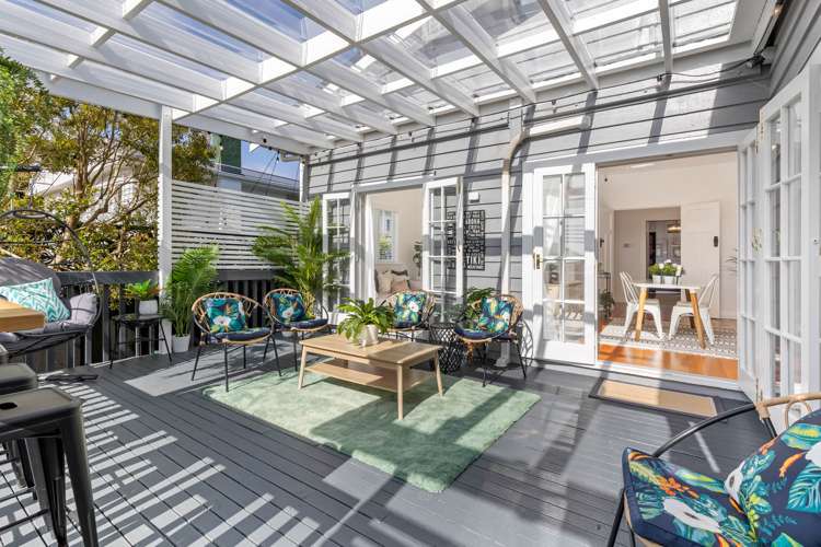 83 Golf Road New Lynn_11