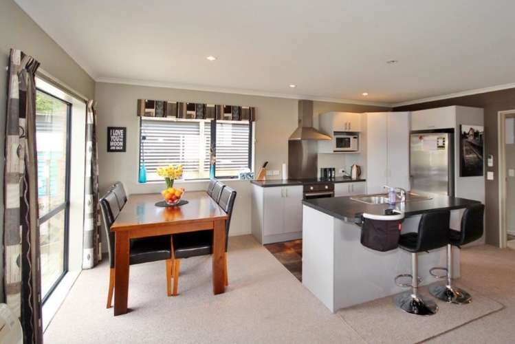 4 Paterson Road Mosgiel_3