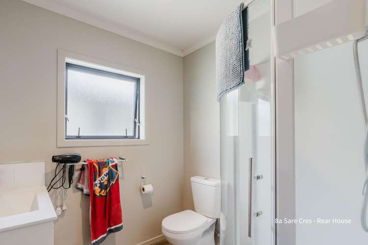 8 and 8a Sare Crescent Fairfield_18