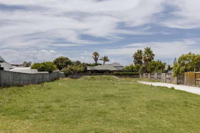 5 & 7 Katerini Grove Papamoa Beach_3