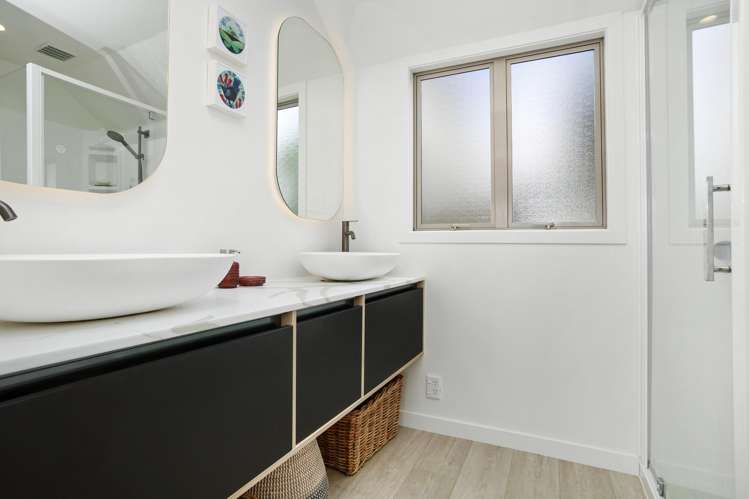 96b Nicholson Road Khandallah_14