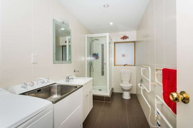 1/98a Birkdale Road Birkdale_14