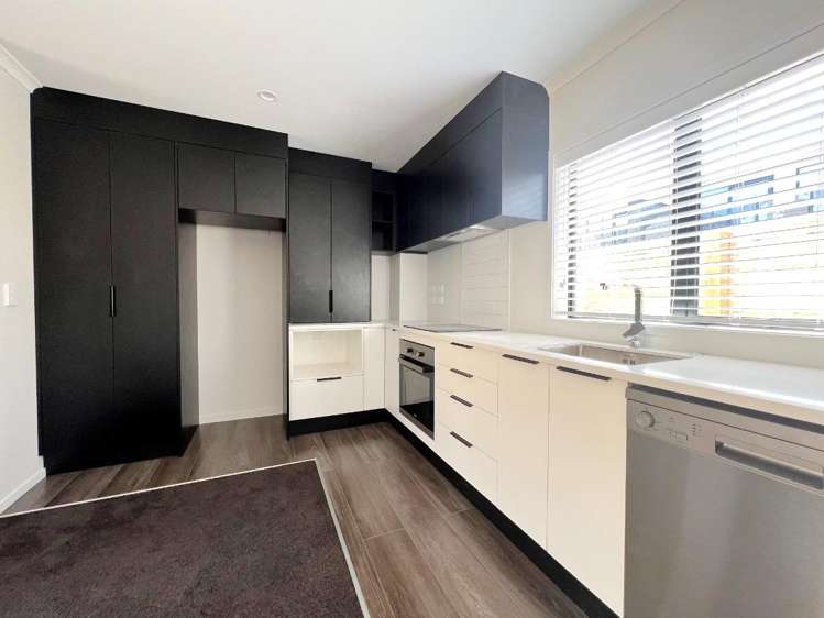3/12 Charlemont Street 3295_2