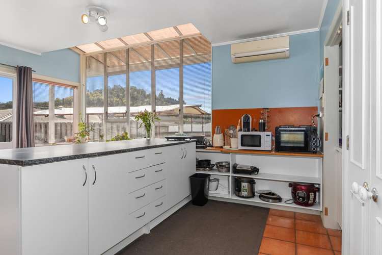 34 Crawford Crescent Te Kamo_11