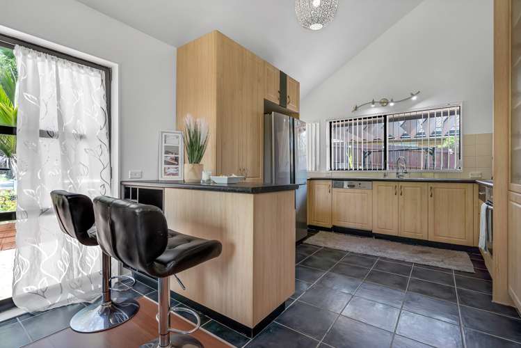 8 Chardonnay Rise Henderson_12