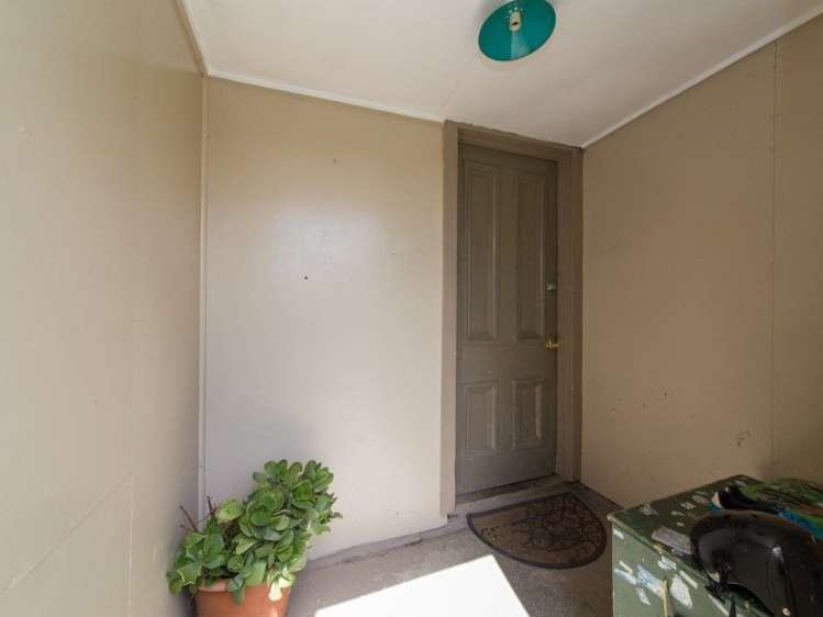 209 Ferguson Street Palmerston North Central_11