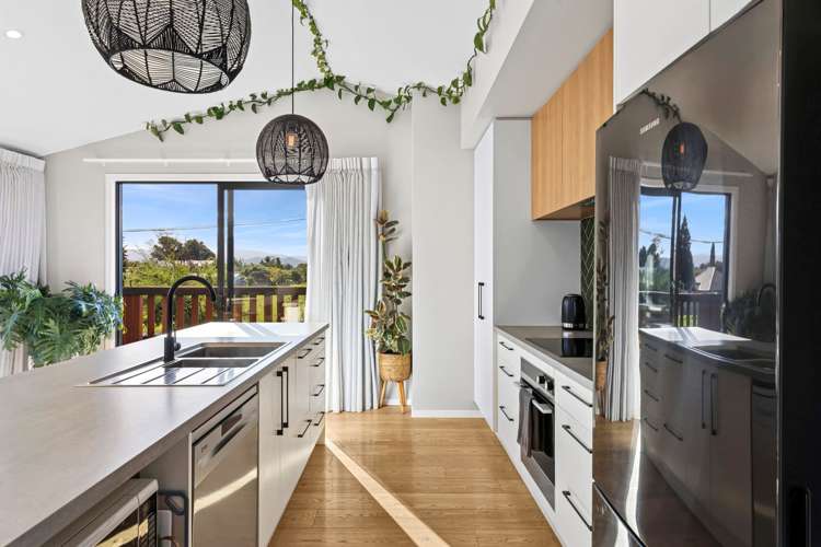 8 Courtney Street East Motueka_2