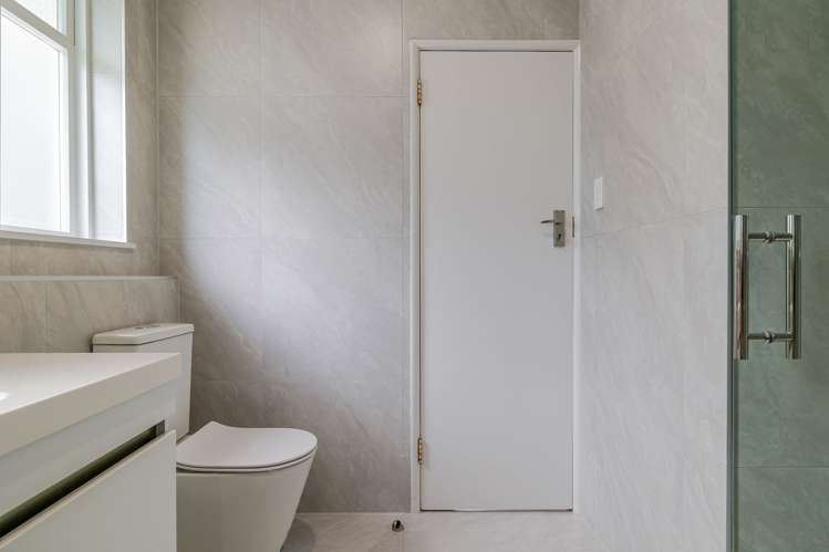 36 Rainforth Street Roslyn_16