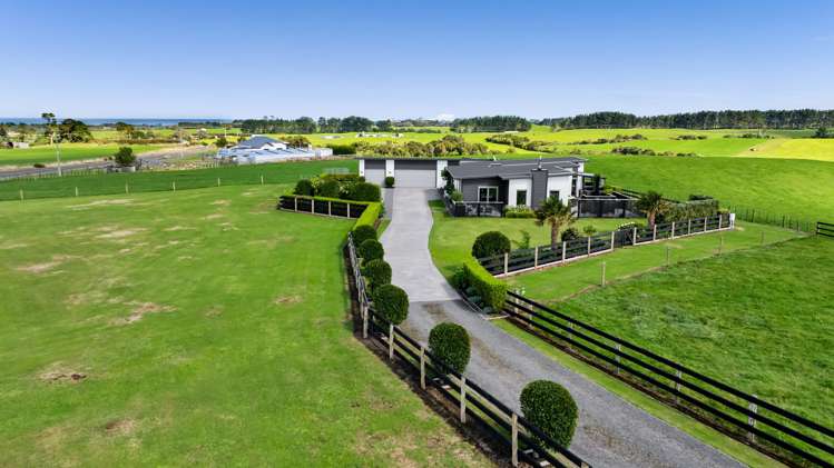 1177 Palmer Road South Taranaki Surrounds_5