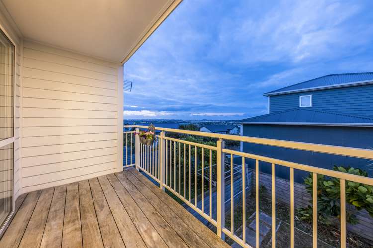 102 Arrowsmith Drive Flat Bush_10