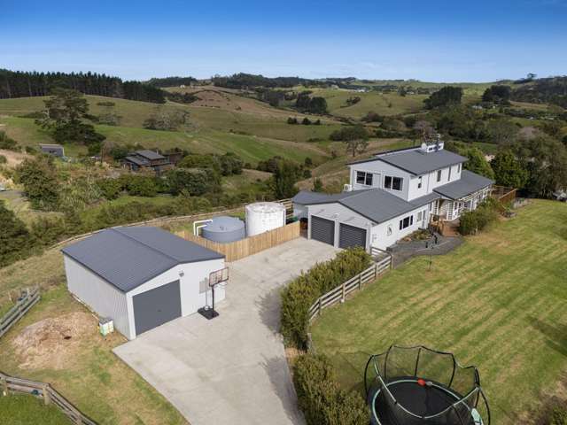Country Charm on Dormer Rd