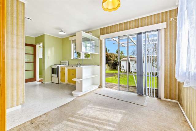 11 Matapouri Road Mangere Bridge_1