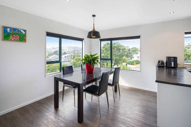 13 Hawtrey Terrace Johnsonville_3