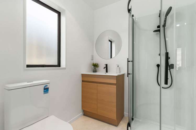 1/44 Miro Street New Lynn_13