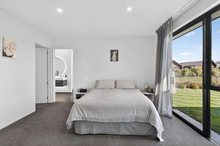 8 Picadilly Avenue Casebrook_11