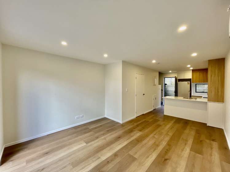 47 Selo Street Glen Eden_6