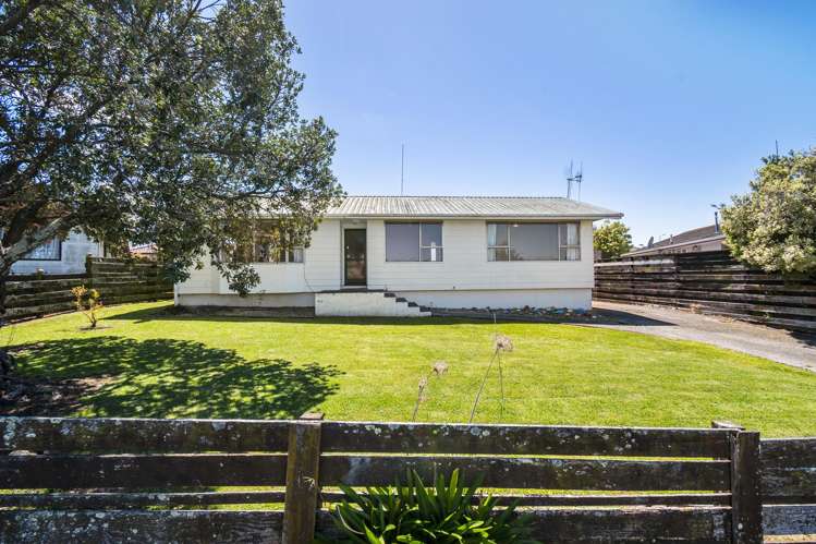 53 Fraser Drive Feilding_0